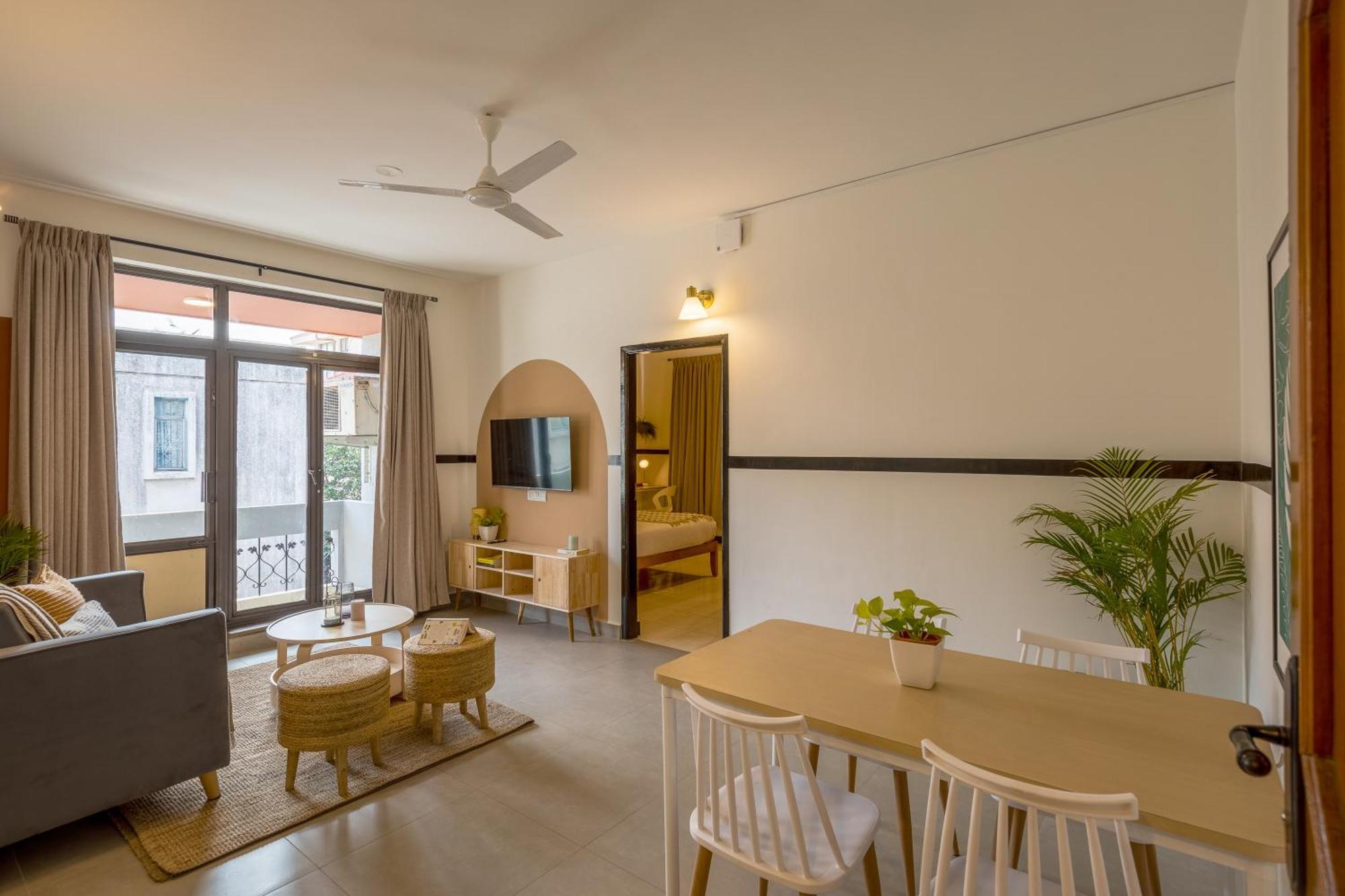 Olive Hotel Palace Road By Embassy Group Bangalore Exterior foto