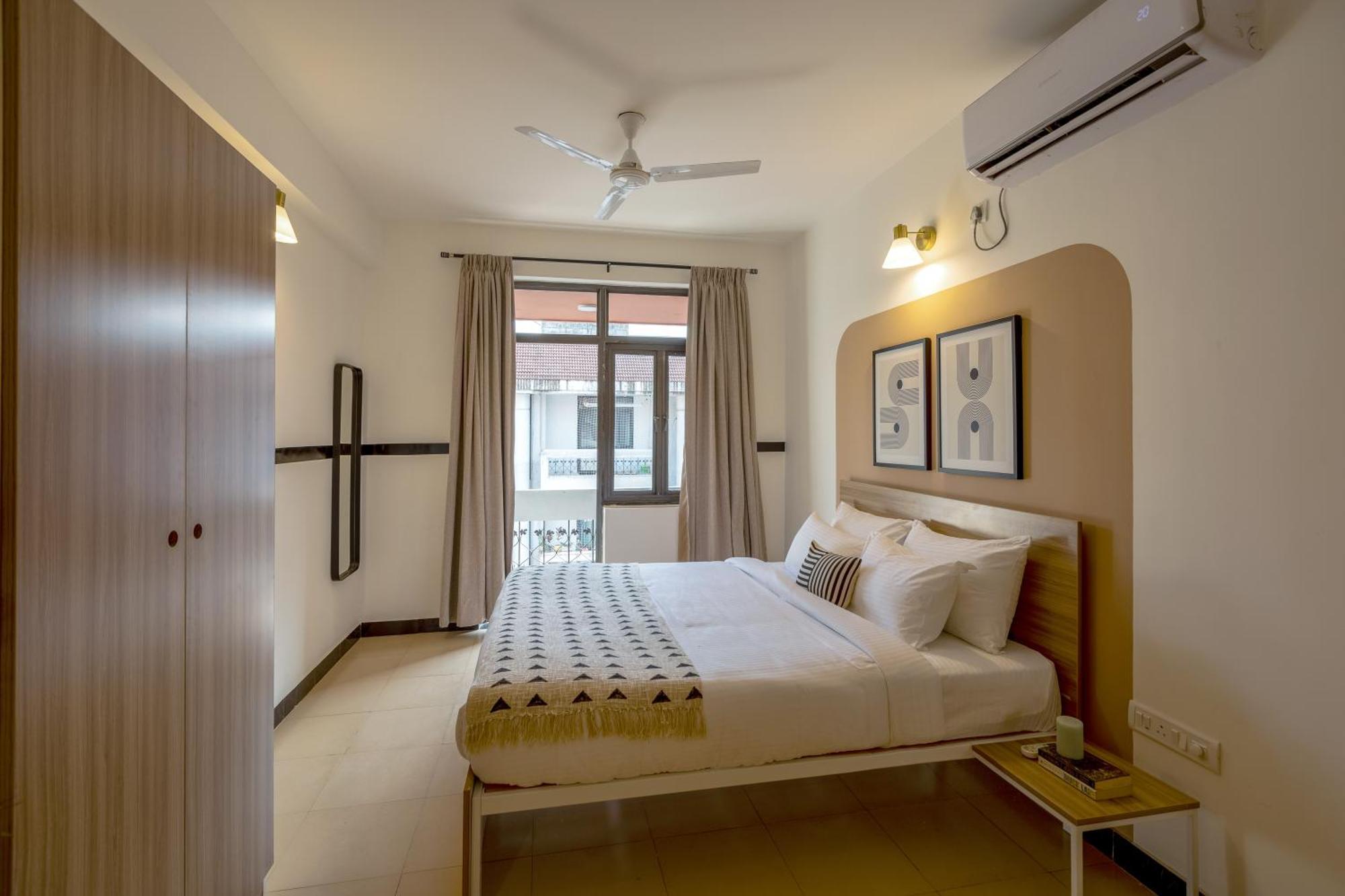 Olive Hotel Palace Road By Embassy Group Bangalore Exterior foto